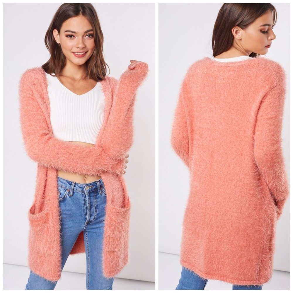 ❤️LAST! The Softest! Peach 🍑 Cardigan Sweater! - Picture 7 of 8